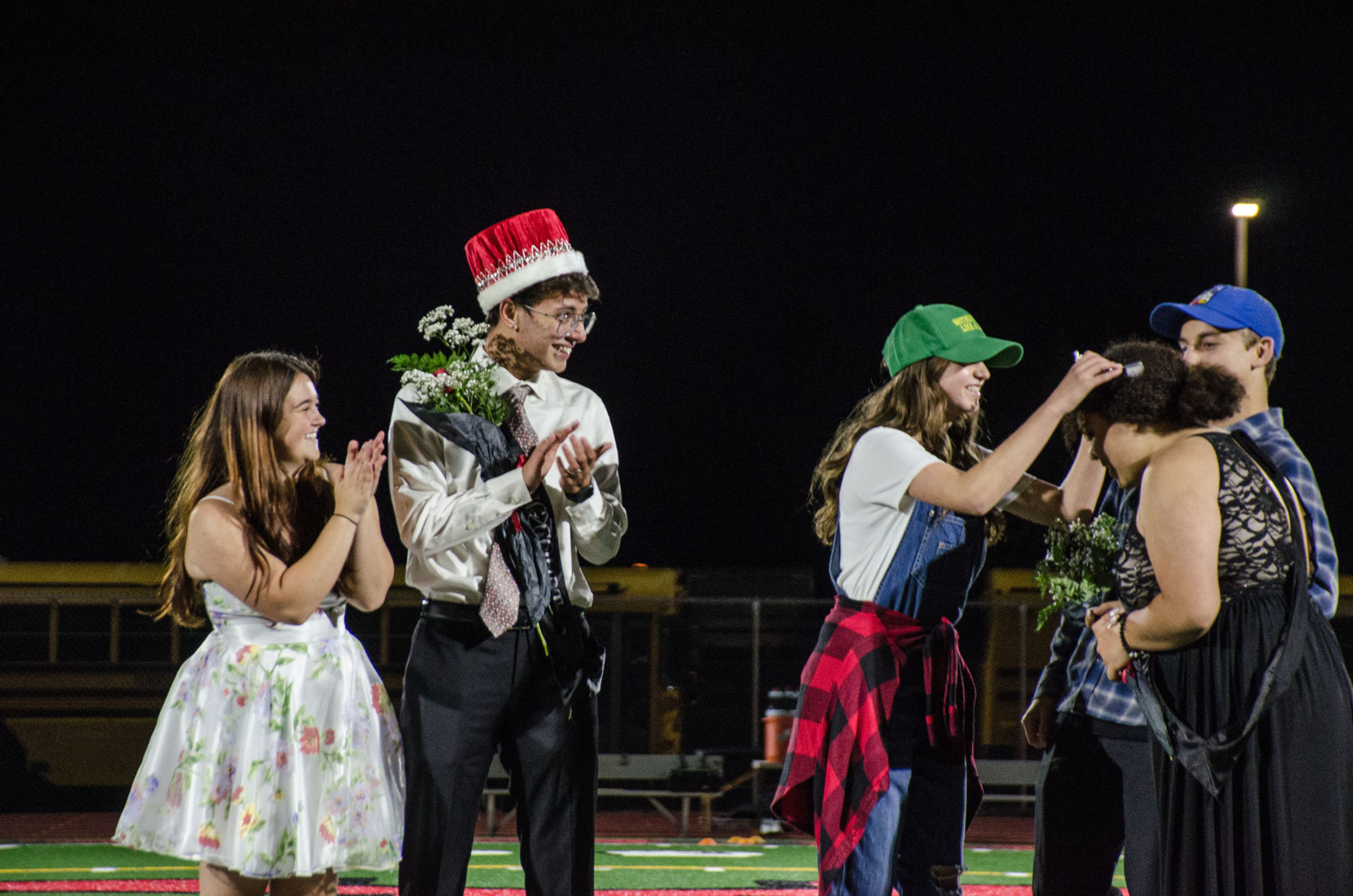 191003.news.homecomingphotos.er7.jpg